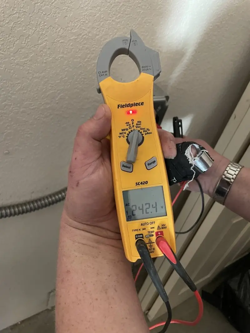 Voltage testing with clamp meter during Circuit Breaker Repair in Rutherford